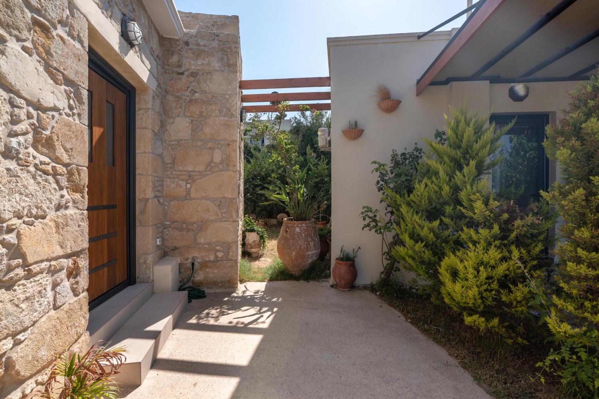 Cavos Luxury Apartments Kissamos Exterior photo